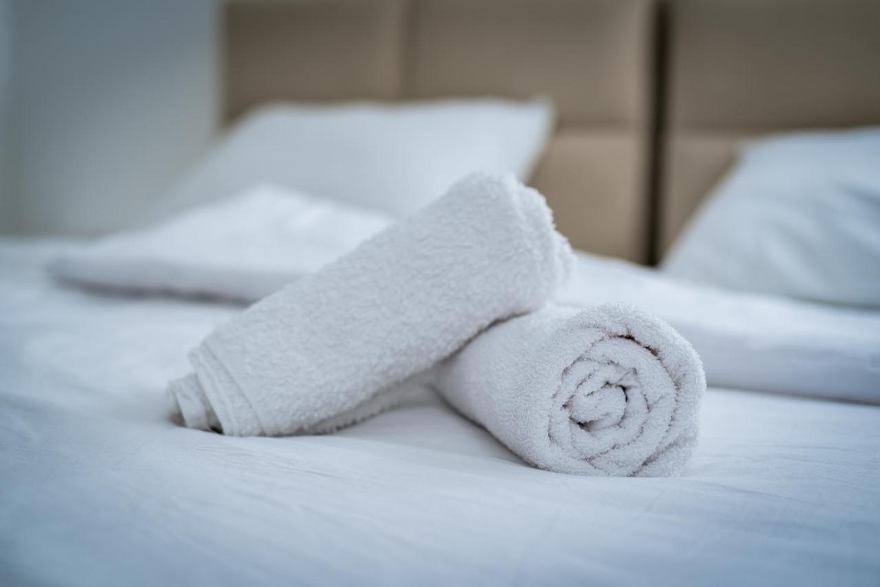 Prenociste Adria Lejlighedshotel Vranje Eksteriør billede